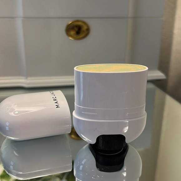 Marc Jacobs corrector stick - Picture 3 of 4